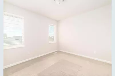 5296 Athlone Road, Fitchburg, WI 53711 - Photo 12