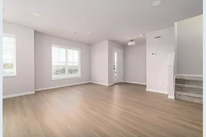 5296 Athlone Road, Fitchburg, WI 53711 - Photo 2