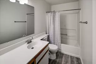 901 Harbor House Dr, Madison, WI 53719 - Photo 16