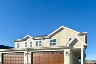 4146 Fox Frst Wy, DeForest, WI 53532 - Photo 2