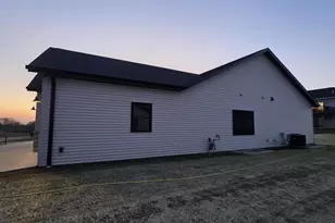 325 Model Rd, Cuba City,  53807 - Photo 8