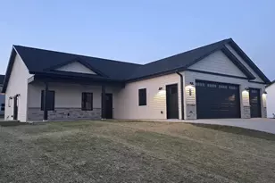 325 Model Rd, Cuba City,  53807 - Photo 4