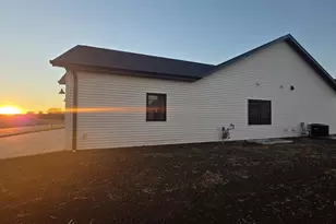 325 Model Rd, Cuba City,  53807 - Photo 12