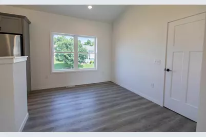 509 Ford Drive, Barneveld, WI 53507 - Photo 6