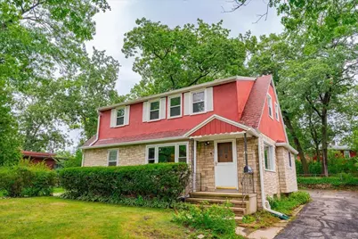 415 Falcon Circle, Monona, WI 53716 - Photo 2