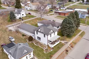 610 1st St, Bloomington,  53804 - Photo 46