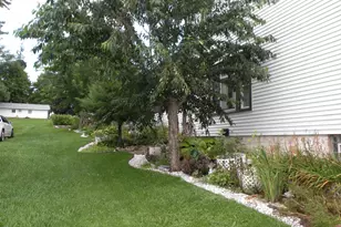 610 1st St, Bloomington,  53804 - Photo 32