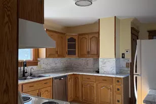 610 1st St, Bloomington,  53804 - Photo 14
