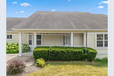 1902 Huntington Park Drive #1902, Reedsburg, WI 53959 - Photo 2