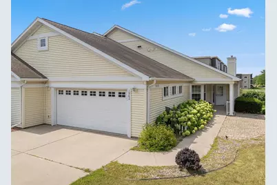 1902 Huntington Park Drive #1902, Reedsburg, WI 53959 - Photo 6