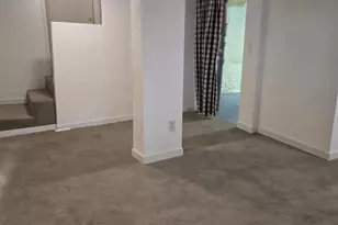 2146 Winnebago St, Madison, WI 53704 - Photo 2