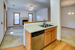 127 Shato Ln, Monona, WI 53716 - Photo 14