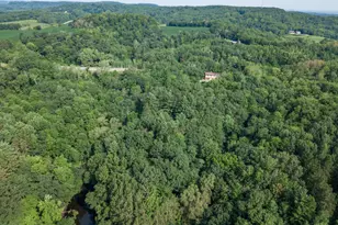 W8601 Hwy 82, Elroy, WI 53929 - Photo 10