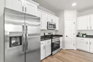 2872 Wild Goose Wy, Stoughton, WI 53589 - Photo 8