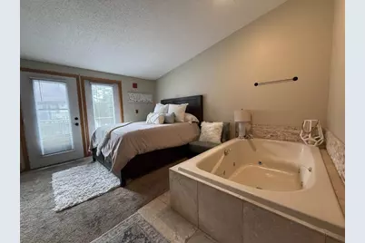 1093 Canyon Road #202, Wisconsin Dells, WI 53965 - Photo 10