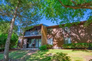 3114 Creekview Dr, Middleton, WI 53562 - Photo 2