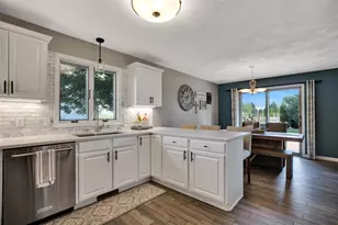 680 W Main St, Janesville, WI 53536 - Photo 10