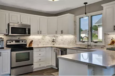 680 W Main Street, Janesville, WI 53536 - Photo 8