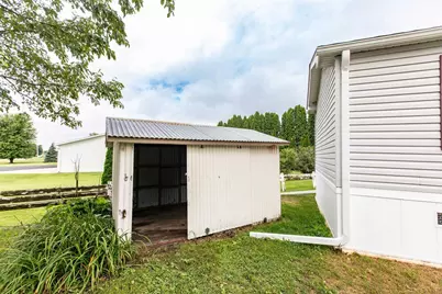 30972 County Road Xx #101, Platteville, WI 53818 - Photo 4