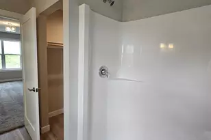 520 Village Ln, Ripon, WI 54971 - Photo 10