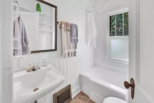 5805 Roosevelt St, Middleton, WI 53562 - Photo 18