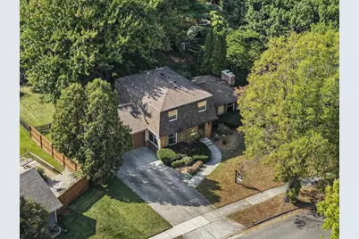 306 Walnut Grove Drive, Madison, WI 53717 - Photo 2