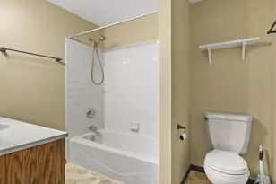 306 Walnut Grove Dr, Madison, WI 53717 - Photo 42