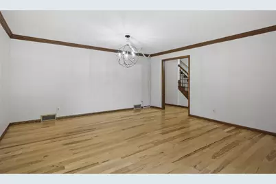306 Walnut Grove Drive, Madison, WI 53717 - Photo 8