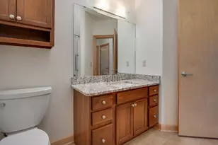 8253 Mayo Dr, Madison, WI 53719 - Photo 10