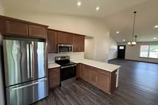 1024 Armida Ct, Reedsburg, WI 53959 - Photo 12