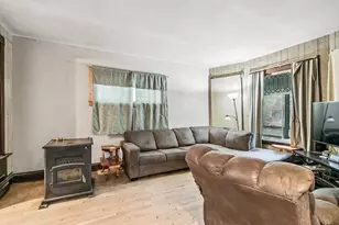 217 N Main St, Reeseville, WI 53579 - Photo 6