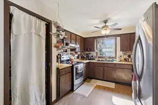 1326 S Orchard St, Janesville, WI 53546 - Photo 12