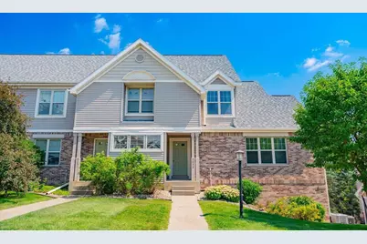 3033 Stratton Way, Madison, WI 53719 - Photo 1