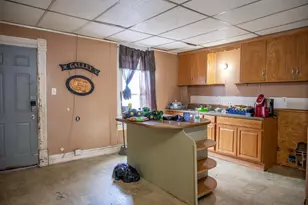 215 Main St, Elroy, WI 53929 - Photo 22