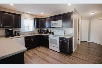 1398 Bea Ann Drive, Ridgeville, WI 53533 - Photo 6