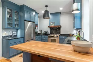 752 E Gorham St, Madison, WI 53703 - Photo 14