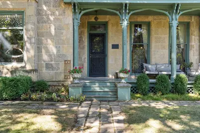 752 E Gorham Street, Madison, WI 53703 - Photo 2