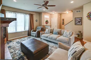 2537 New Town Dr, Sun Prairie, WI 53590 - Photo 6