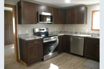 318 Amelia Street, Cassville,  53806 - Photo 8