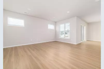 5298 Athlone Road, Fitchburg, WI 53711 - Photo 2