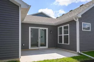 5298 Athlone Rd, Fitchburg, WI 53711 - Photo 16