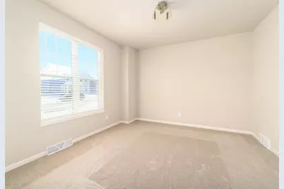 1221 Orchid Petal Drive, Sun Prairie, WI 53590 - Photo 4