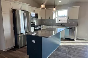 110 Windmill Ridge Rd, Janesville, WI 53536 - Photo 2