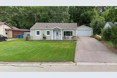 5404 Healy Lane, Monona, WI 53716 - Photo 4