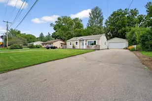 5404 Healy Ln, Monona, WI 53716 - Photo 30