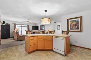 637 Garfield Ave, Janesville, WI 53536 - Photo 14