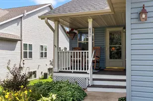 637 Garfield Ave, Janesville, WI 53536 - Photo 4