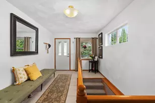 637 Garfield Ave, Janesville, WI 53536 - Photo 6