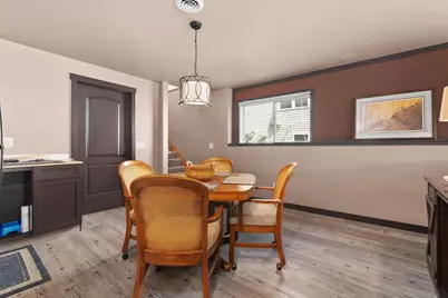 637 Garfield Avenue, Janesville, WI 53536 - Photo 22