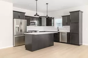 20 Spittlebug Cir, Madison, WI 53718 - Photo 6